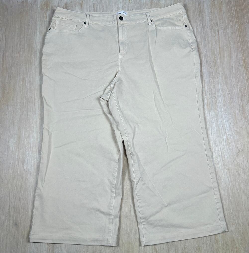 Lane Bryant Cream Cropped Straight Leg Jeans Clean Minimal Everyday Casual 26